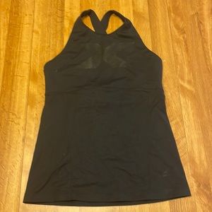 2XU Athletic Top
